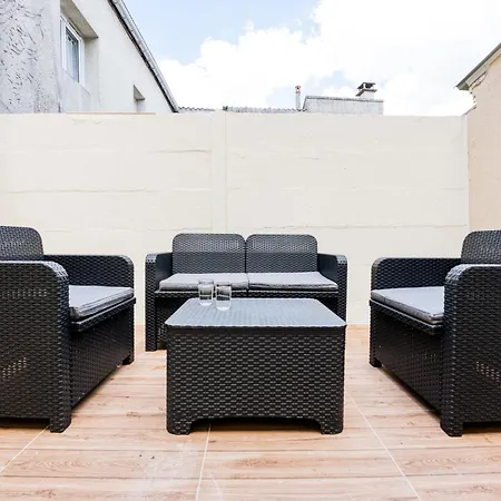 World * Villeneuve-le-Comte